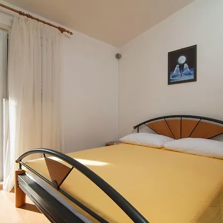 Ruda Holiday home Vinisce